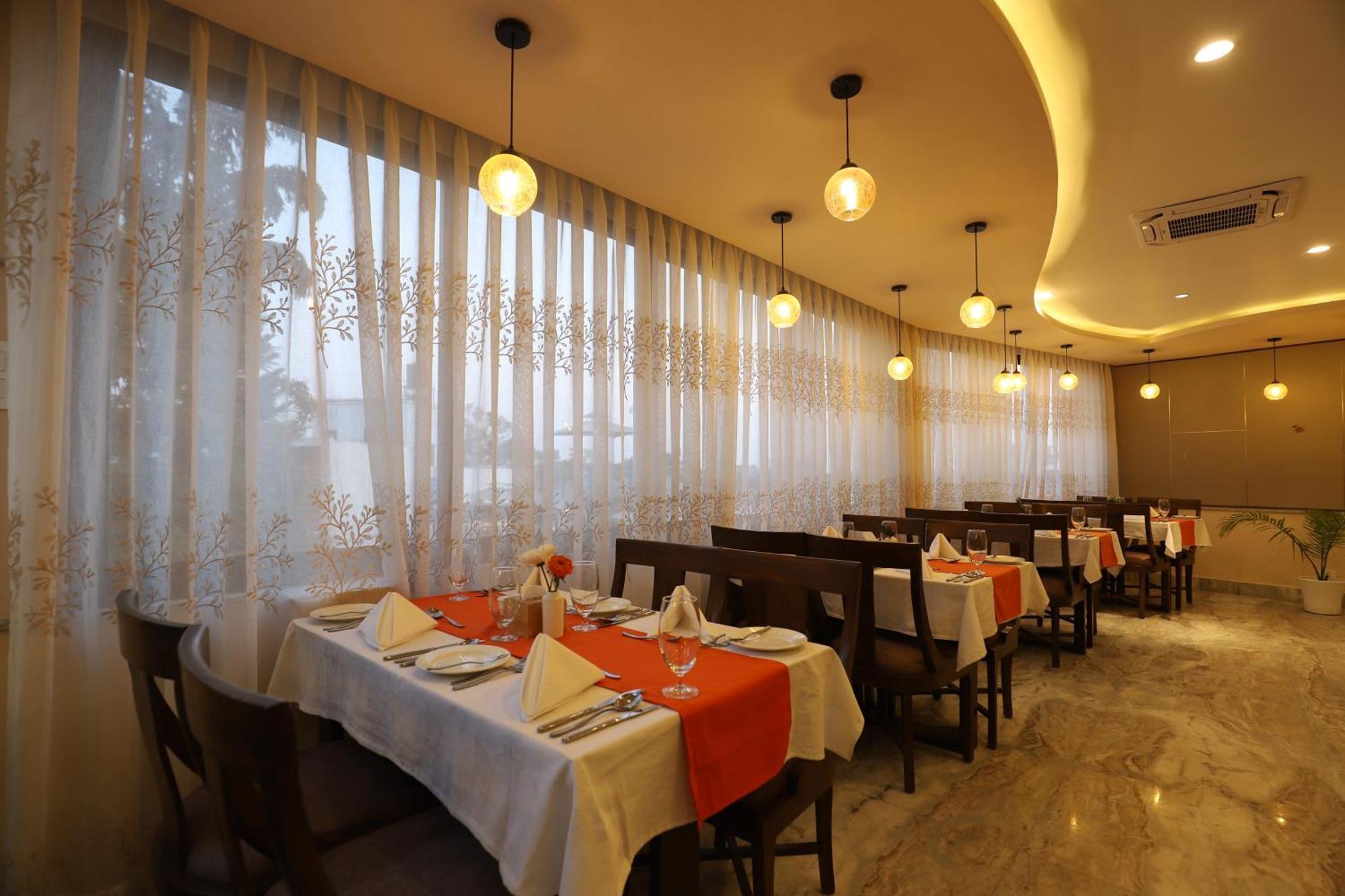 Apex Business Hotel - Tribhuvan International Airport, Kathmandu Exterior photo